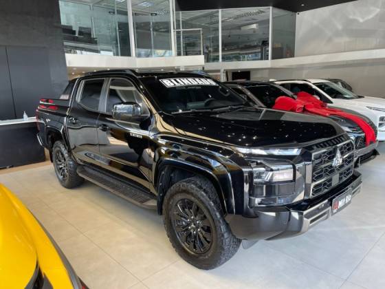 MITSUBISHI TRITON 2.4 BITURBO DIESEL CD KATANA 4X4 AUTOMÁTICO